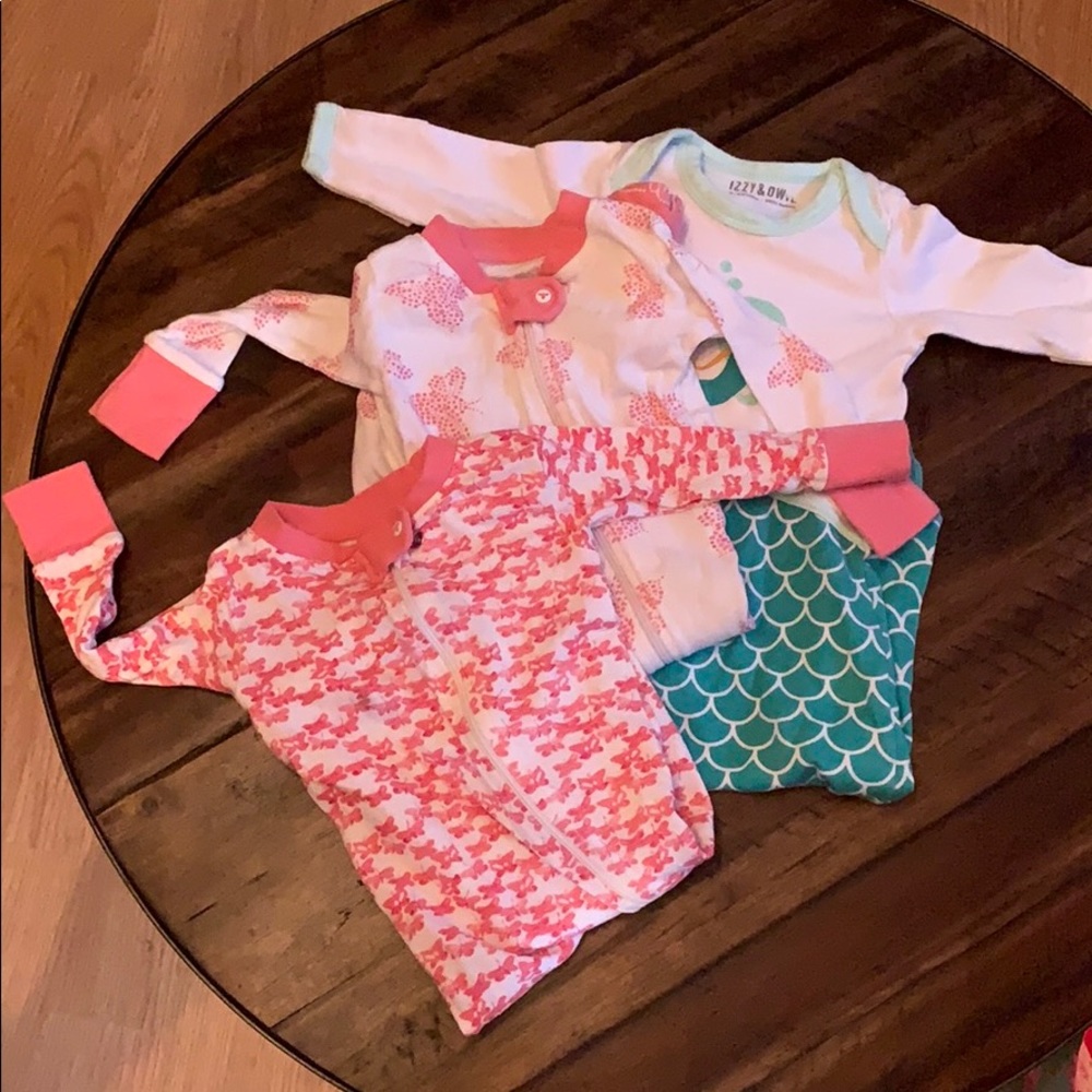 Baby girl pjs Burt’s bees organics and Izzy & Owl